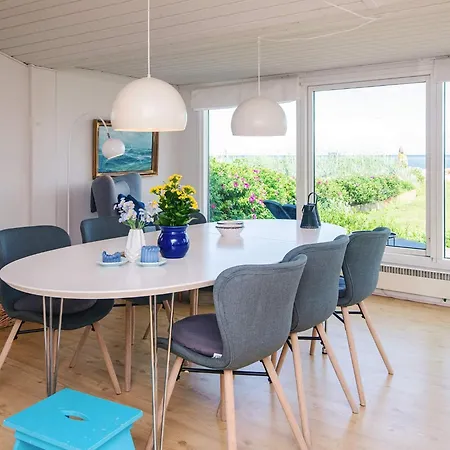 5 Person In Holiday home *